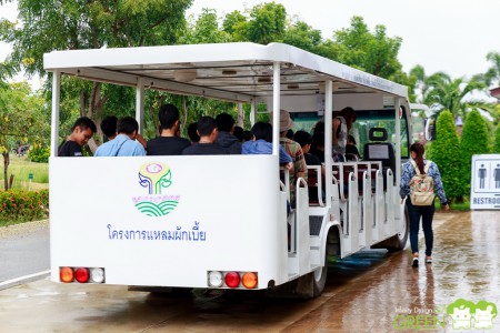 รถรางพาทัวร์ @ โครงการแหลมผักเบี้ย จ.เพชรบุรี
