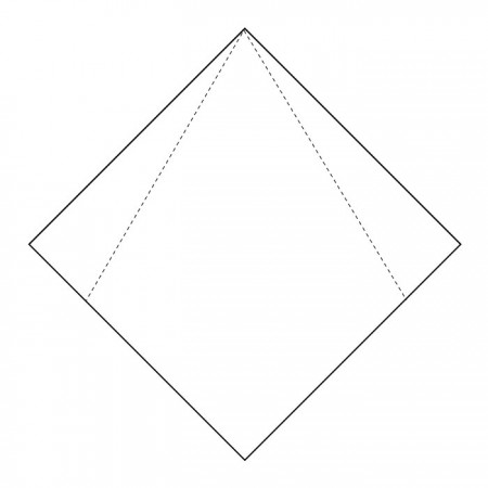 ตัดกระดาษไขและกระดาษสีเป็นรูปสี่เหลี่ยมจตุรัส พร้อมกับตัดบริเวณรอยปะ