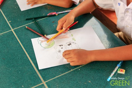 ภาพวาดระบายสีของเด็กๆ @ โรงเรียนบ้านบึงพระอาจารย์