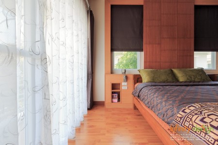 ห้องนอนใหญ่ กับม่านโปร่ง @ Casa Premium