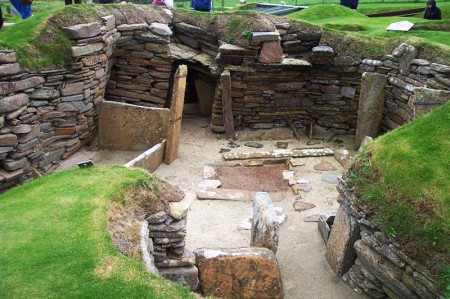 หมู่บ้านในสมัยยุคหินใหม่ ในสก็อตแลนด์ที่สมบูรณ์ที่สุดในทวีปยุโรป