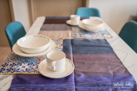 โต๊ะทานข้าวกับผ้าปูสวยๆ @ Kawa Haus สุขุมวิท 7
