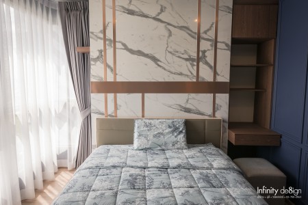 ห้องนอนใหญ่ตกแต่งสไตล์ Modern Luxury @ Ideo O2