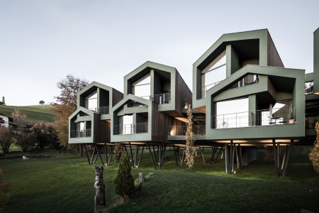 ไอเดียออกแบบบ้านหลังคาหน้าจั่ว : แรงบันดาลใจจากบ้านต้นไม้