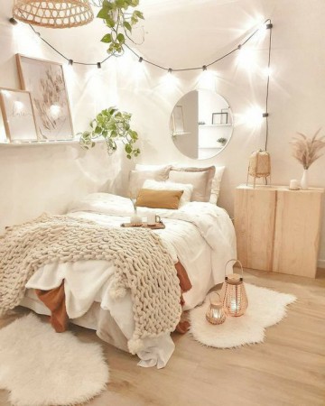 10 ไอเดียตกแต่งห้อง Minimal Style : ห้องนอนแบบประดับไฟ