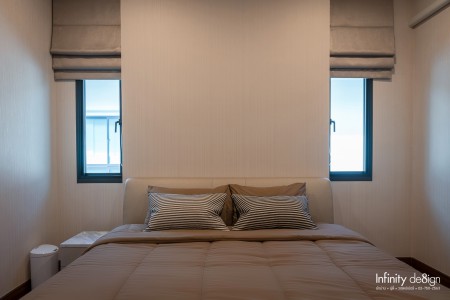 ห้องนอนเล็กตกแต่งด้วยผ้าม่านพับ @ H.Cape Serene บางนา-สุขาภิบาล2