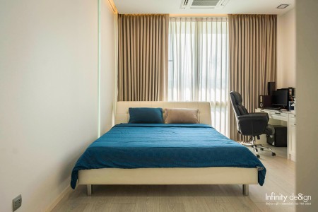 ห้องนอนตกแต่งด้วยผ้าม่าน สีครีมน้ำตาล @ VIVE รัตนาธิเบศร์-ราชพฤกษ์